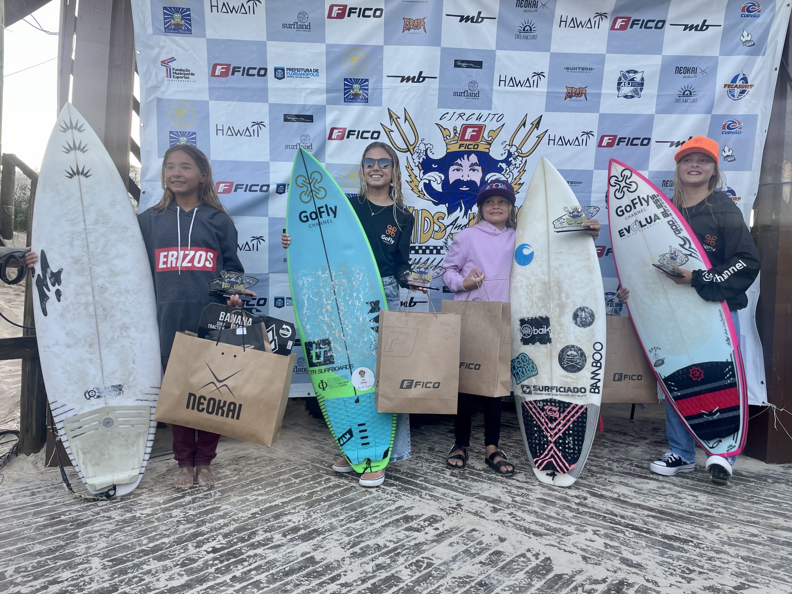 Matilda Bultó Lara destaca en el Circuito de la Asociación de Surf de Joaquina
