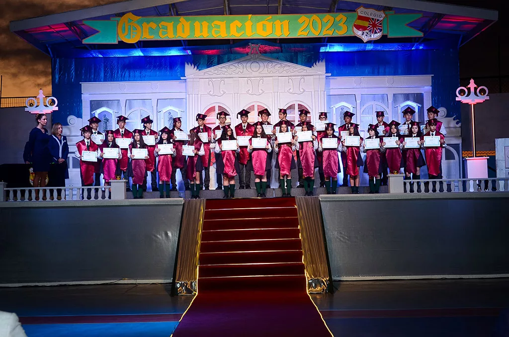 Ceremonia de Licenciatura de los 8° Básicos del colegio Hispano Británico