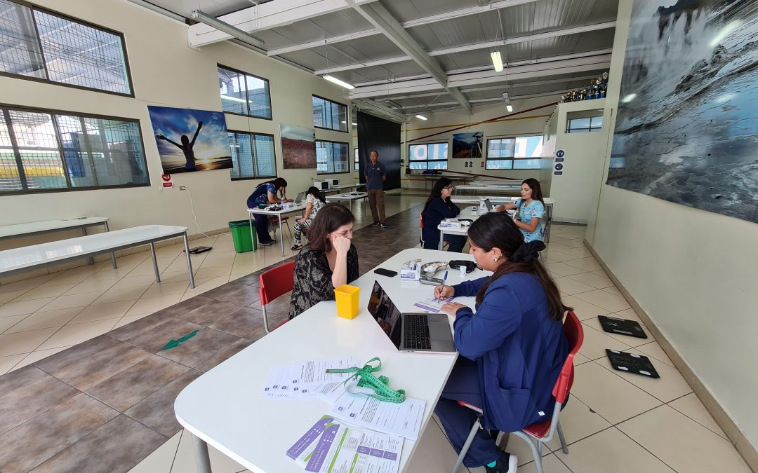 Colegio Hispano Británico refuerza su compromiso con el bienestar de sus trabajadores realizando exámenes preventivos en conjunto a la ACHS