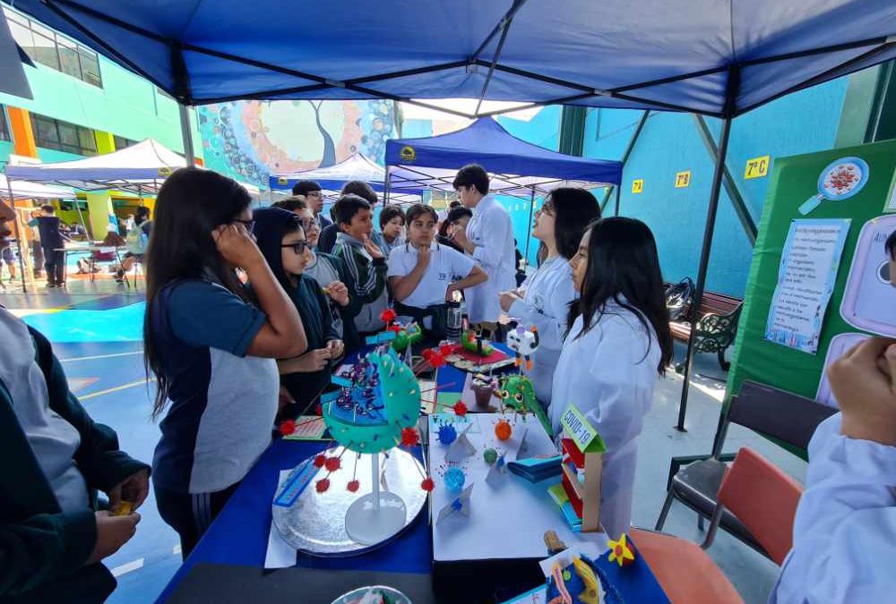 Feria Científica 2025 en CHB
