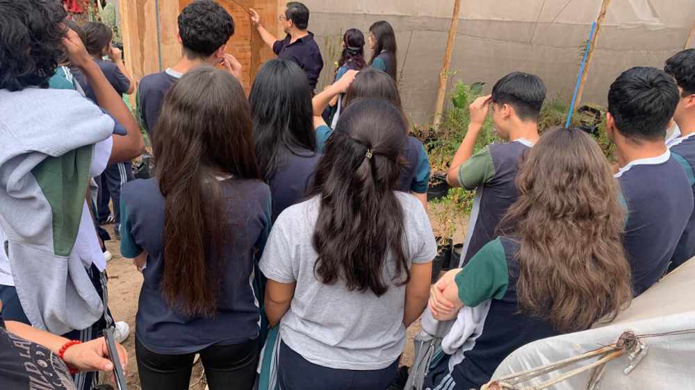 Estudiantes del electivo de Biología Celular y Molecular visitan la Universidad Arturo Prat en una jornada científica